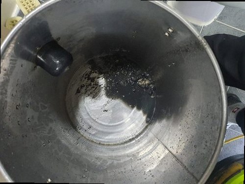 서초구 서초2동 하수구막힘 배관 내부 상태를 장비로 점검하는 과정